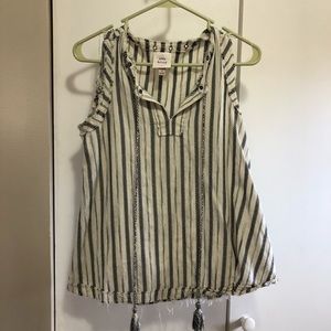Striped Sleeveless Shirt